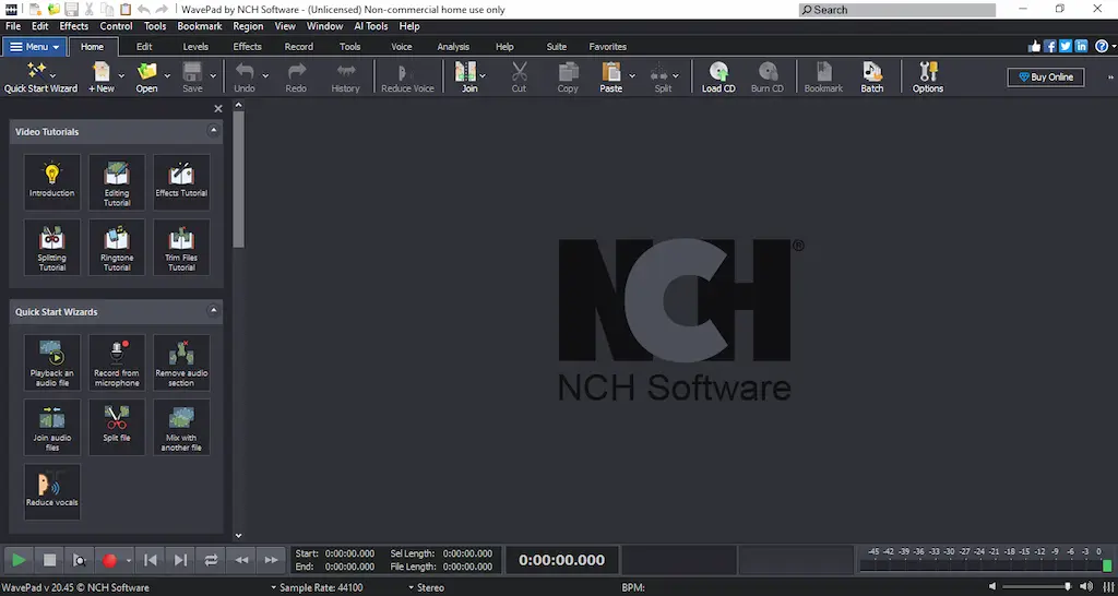 Screenshot WavePad Free Audio Editor yang menunjukkan berbagai efek suara dan fitur batch processing.